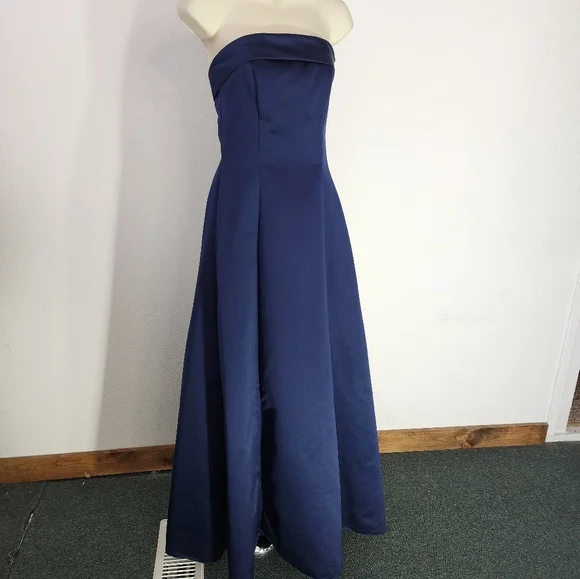 Urban Girl Nites Dress Strapless Y2K Satin With Tulle Prom Blue Size 4 - Picture 7 of 13